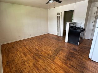 708 S Broadway St APT 4, Oak Grove, MO 64075