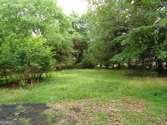 3rd image of 9480 Waldrip Rd