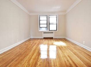 2520 30th Rd APT 2E, Astoria, NY 11102