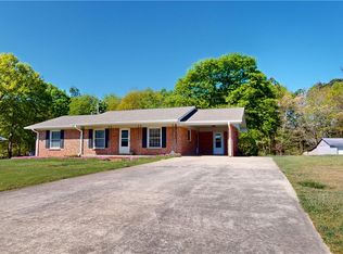 102 Torrington Rd, Walhalla, SC 29691