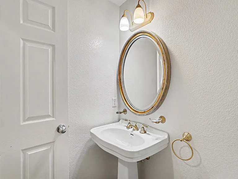 437 Camille Cir #1-11 — Photo 45