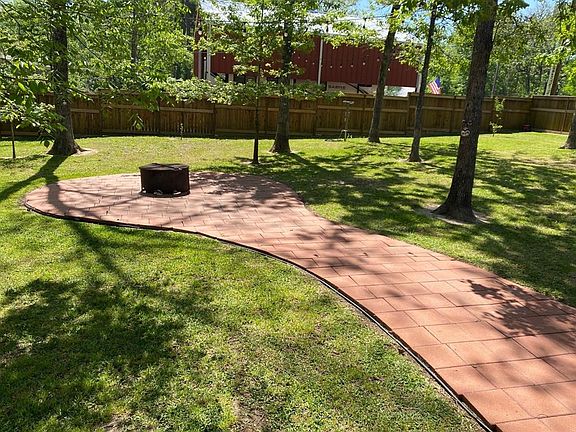 3rd image of 140 Casablanca Dr