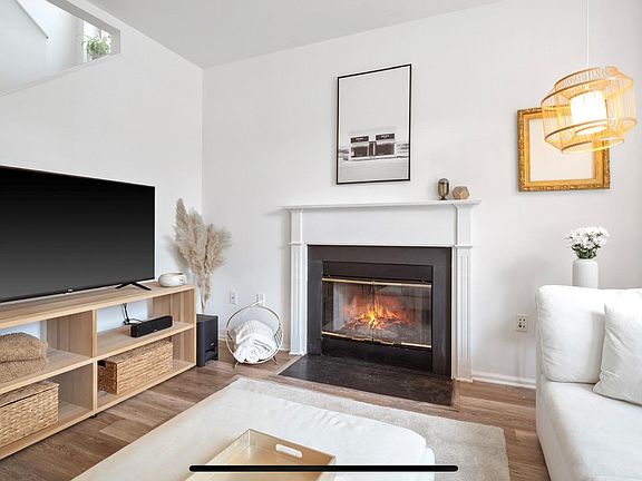 5th image of 4109 Westminster Pl