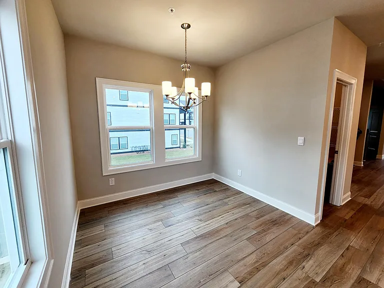 1054 Knoxboro Ln — Photo 14