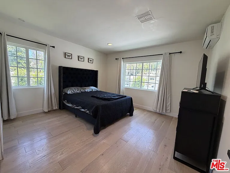 11836 Laurelwood Dr — Photo 25