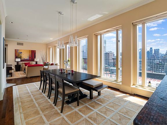 3rd image of 340 E 72nd St Penthouse 16