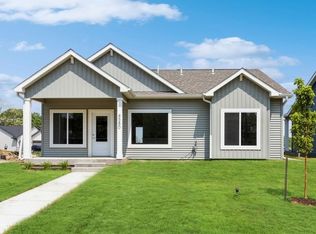 4580 Rohret Rd, Iowa City, IA 52246