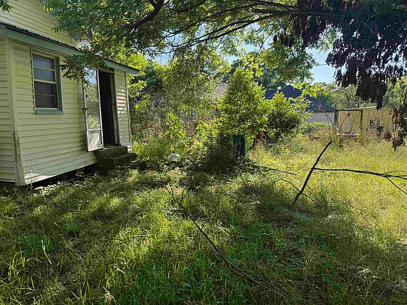 5th image of 2403 Holmes Rd