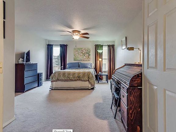 3rd image of 16400 SE Maduros Way