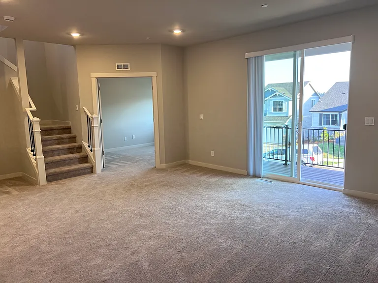 12166 SW Champlin Ln — Photo 3