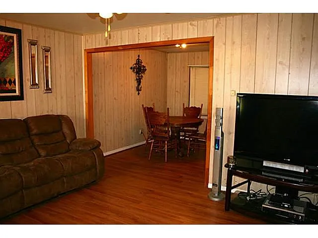 Building Photo - 438 W Phillips Ct