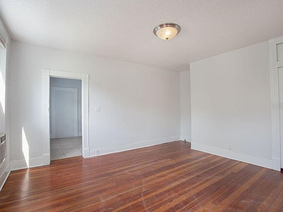 2nd image of 330 S Woodland Blvd APT 2