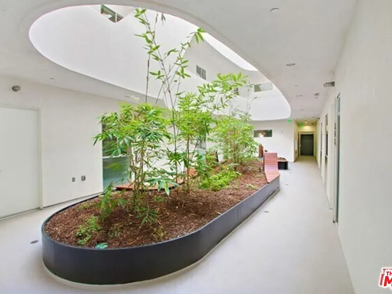 1040 S Mariposa Ave #F101 — Photo 38