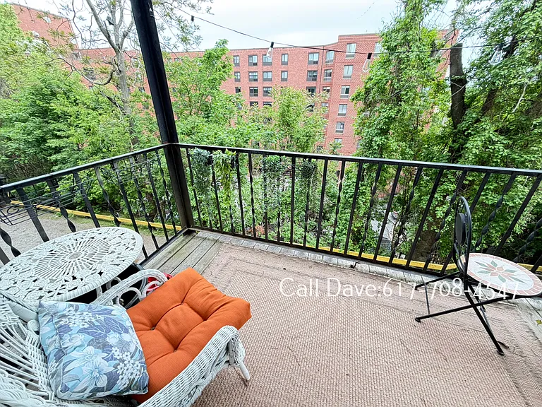 1634 Commonwealth Ave #14 — Photo 4