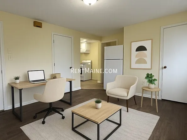 7 Gilchrest St Pl, Thomaston, ME