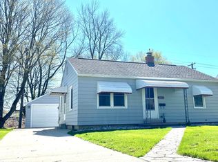 3109 Plymouth Dr, Lansing, MI