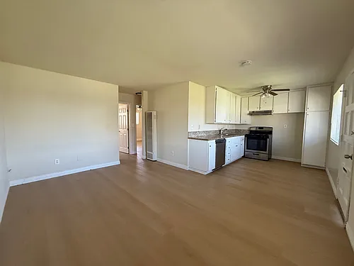 17622 Cameron Ln #6 Photo 1