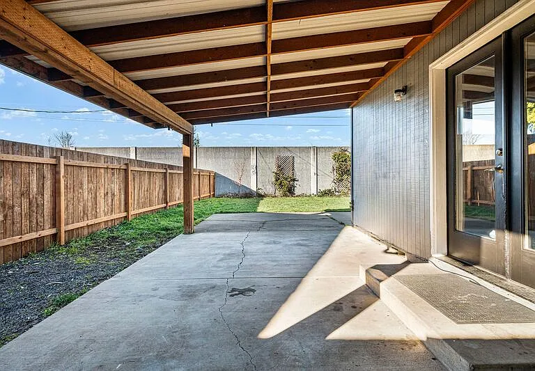 2577 Elysium Ave — Photo 51
