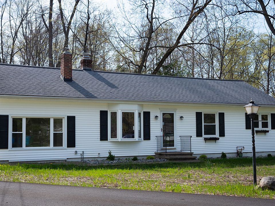 1st image of 15914 Fernwood Rd