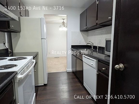 4th image of 1400 153rd Ave NE APT 3716