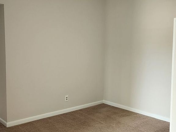5th image of 202 Skyhill Rd APT 7