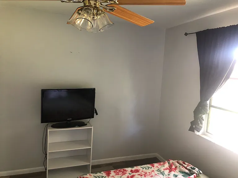 6906 SE Raintree Ave — Photo 4