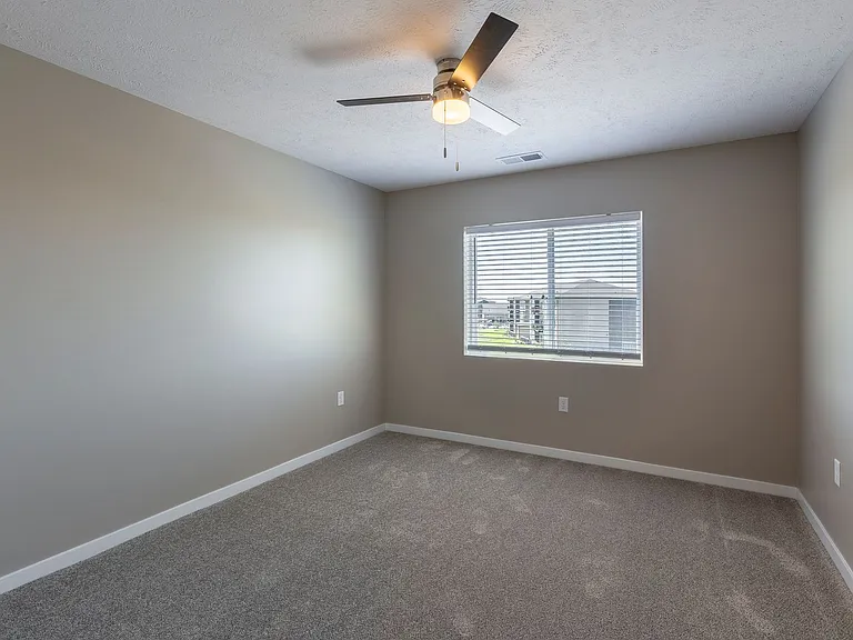 Fremont Commons — Photo 121