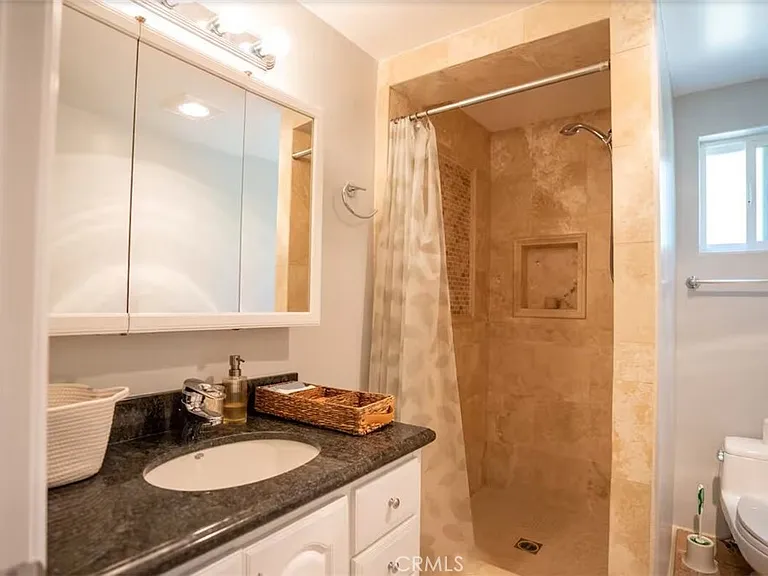 24361 Mulholland Hwy — Photo 29