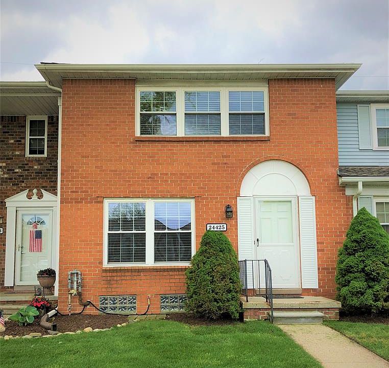 1st image of 24425 Olde Orchard St #9
