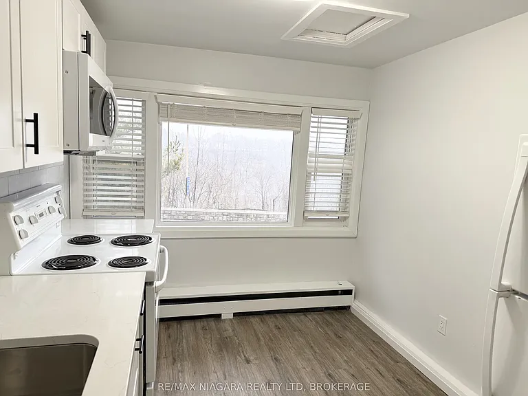 4711 River Rd #4 — Photo 6