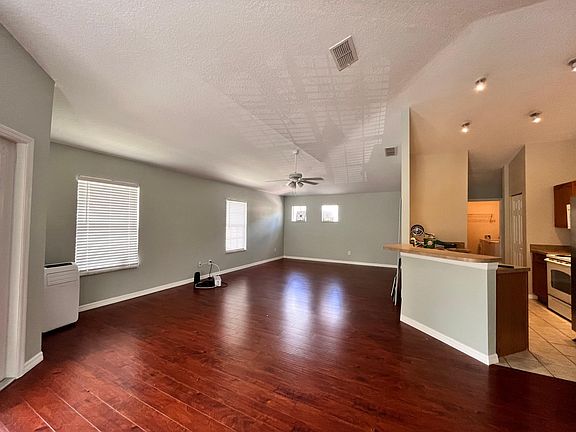 3rd image of 3658 Oakdale 204 Cir #204