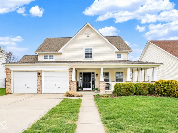 9682 Indigo Ln, Fishers, IN 46038