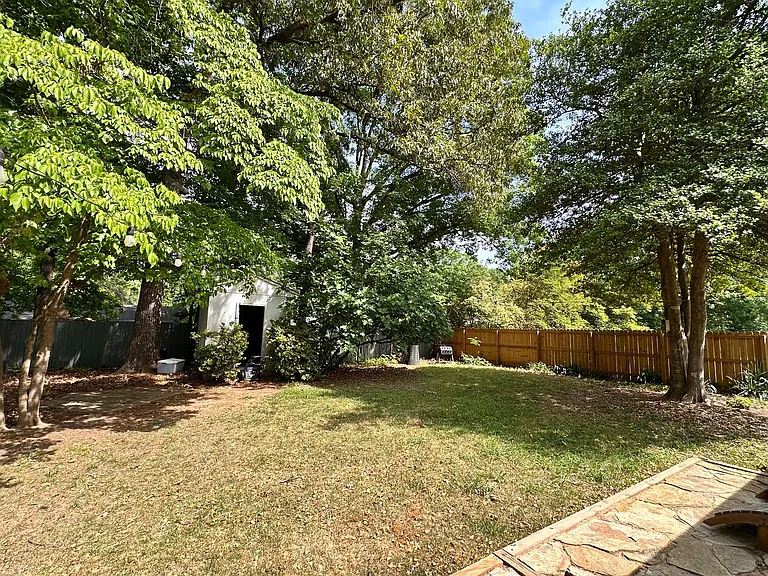 4120 Toroella St — Photo 9