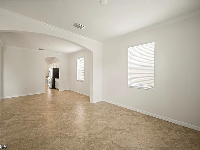 4234 Bluegrass Dr — Photo 13
