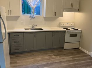 602 Park St N #1, Peterborough, ON K9H 4S2