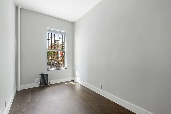 Rented by Cooper & Cooper Real Estate | media 16