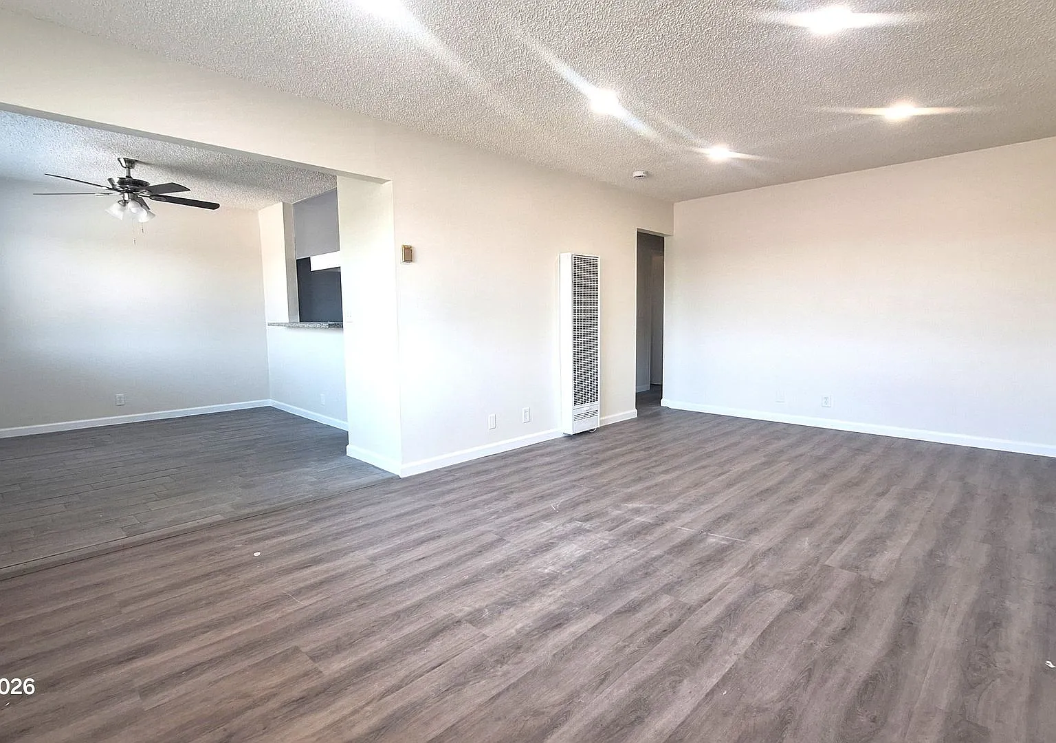 13322 — Photo 2