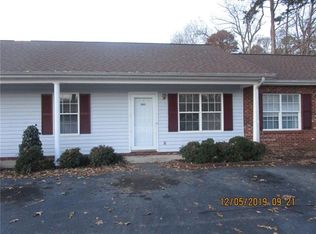 161 24th St NW #19, Hickory, NC 28601