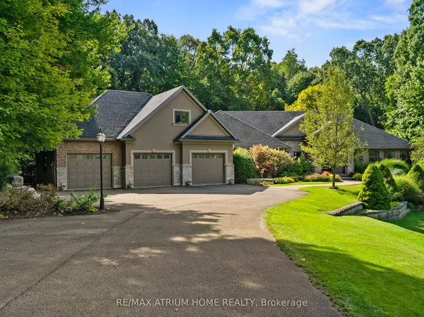 200 Pancake Ln, Pelham, ON L0S 1M0