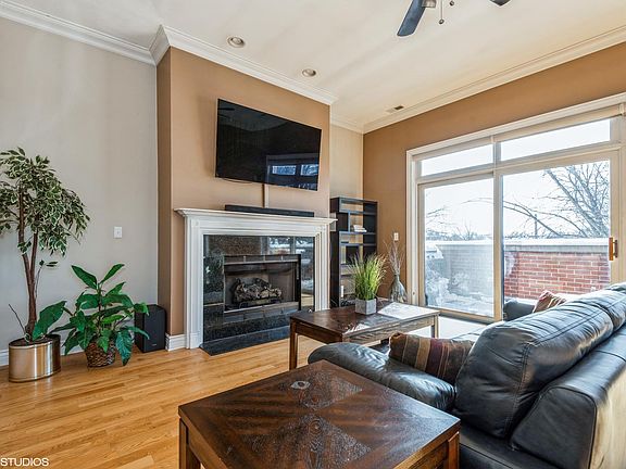 2nd image of 2018 W Chase Ave APT 3S
