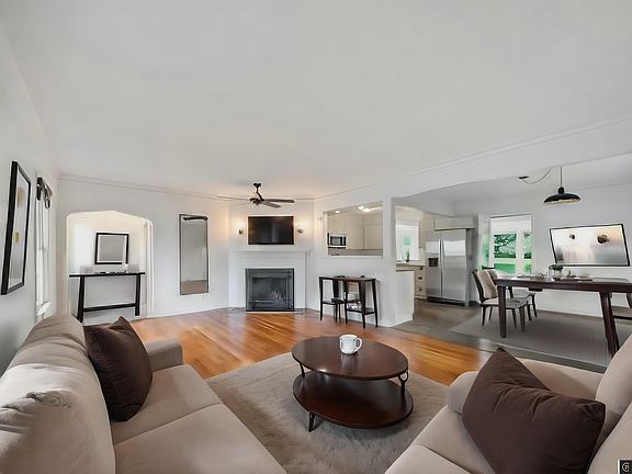 5th image of 3522 N 52nd St