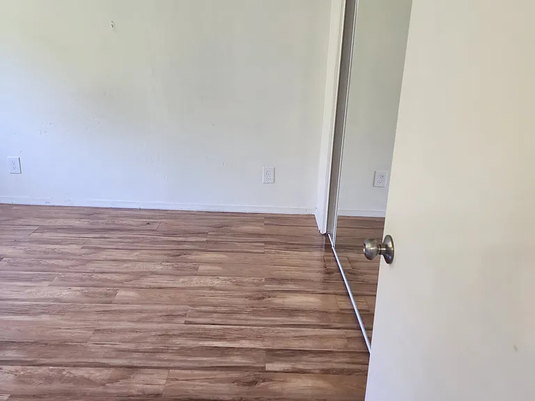 3840 Inglewood Blvd #16 — Photo 6