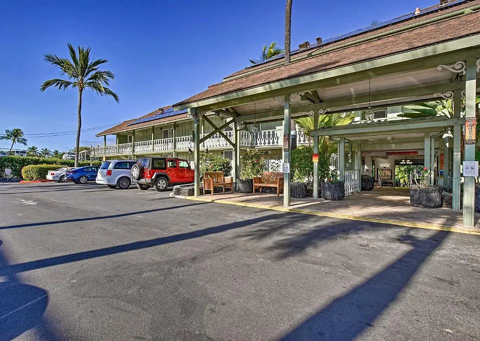 75-5776 Kuakini Hwy #119