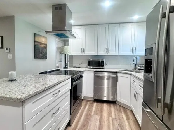 5509 Miles Standish Ln, North Fort Myers, FL 33917