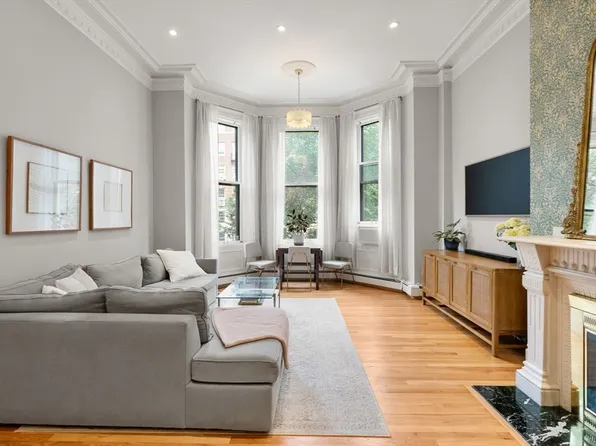 277 Beacon St APT 1A, Boston, MA 02116