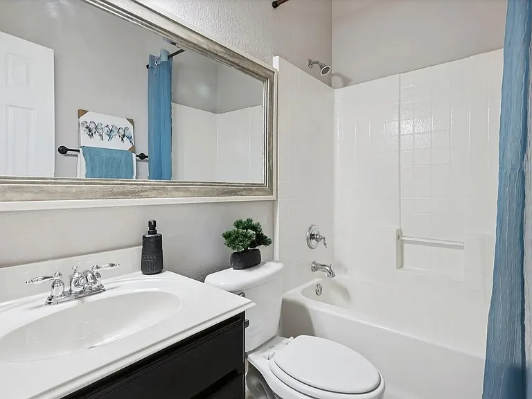 3901 Ringdove Way — Photo 29