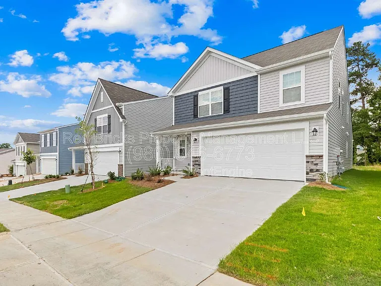 10154 Chatham Run Ln — Photo 2