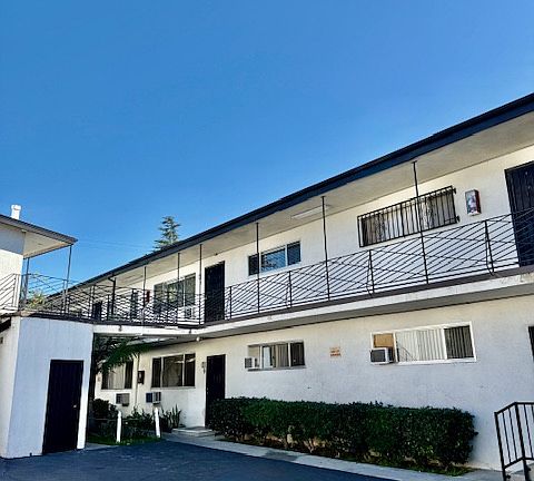 4th image of 923 Nolden St #13