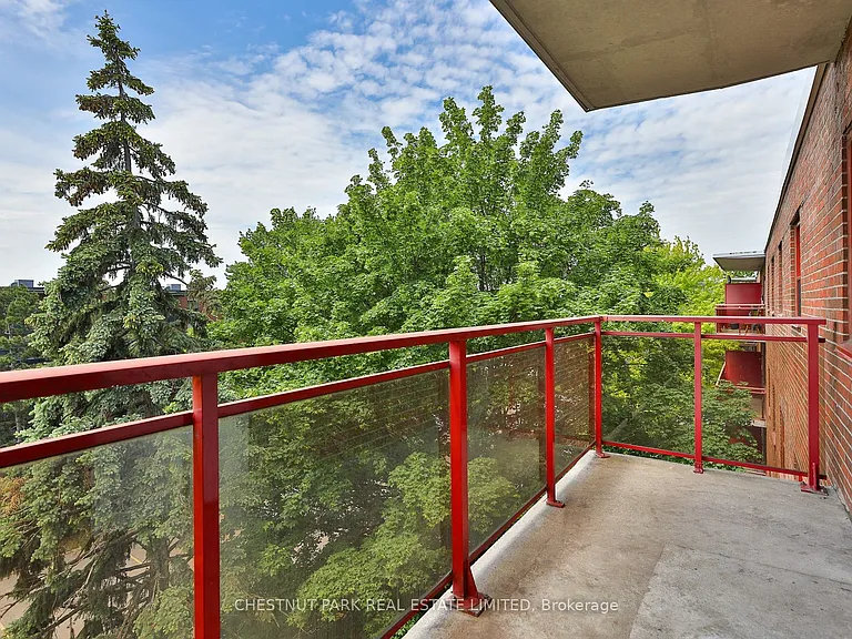 888 Glen St #525 — Photo 33