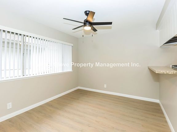 5th image of 1401 E Chapman Ave #D